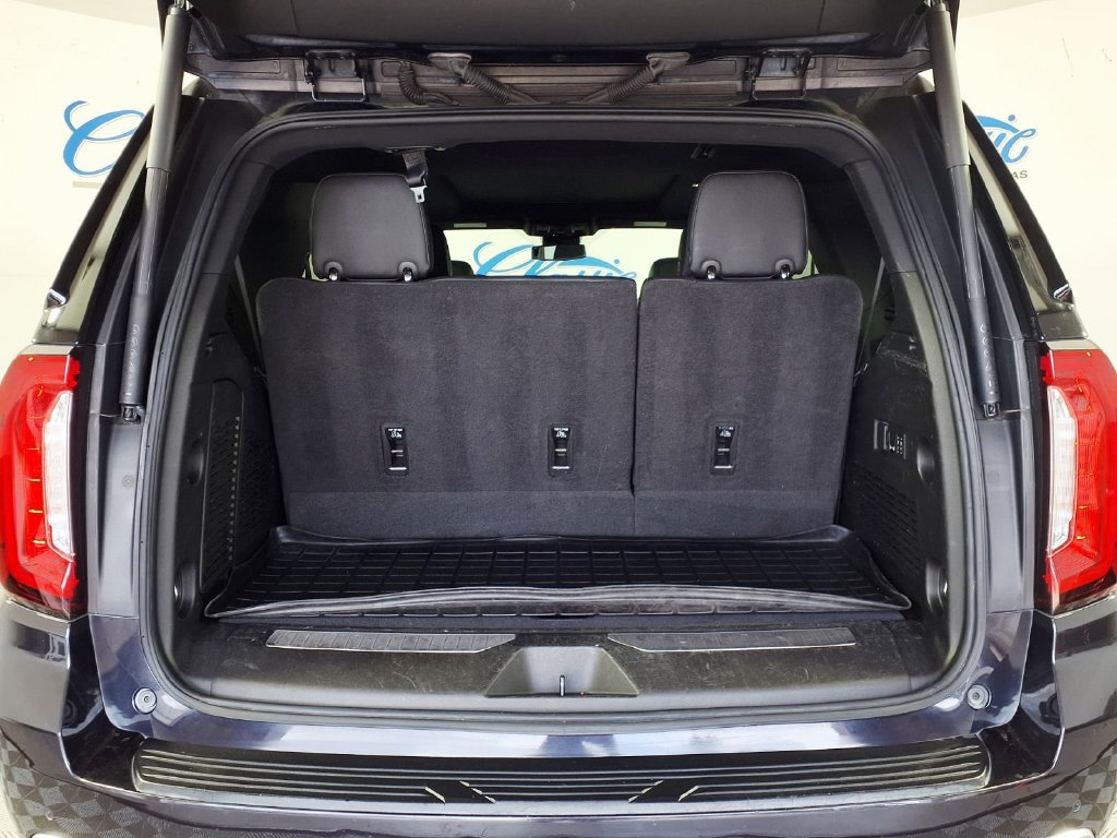 Used 2023 GMC Yukon Denali RWD image 10