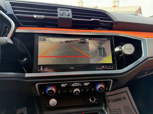 Used 2020 Audi Q3 2.0T Prestige w/ Prestige Package image 15