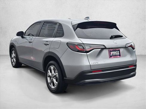 Used 2025 Honda HR-V LX image 3