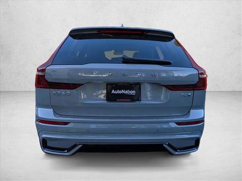 New 2026 Volvo XC60 T8 Ultra w/ Protection Package Premier image 9
