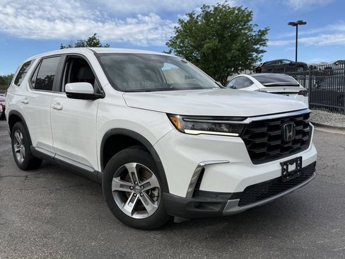 Used 2023 Honda Pilot EX-L image 1