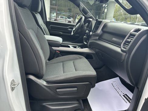 Certified 2024 RAM 1500 Big Horn AWD/4WD image 20