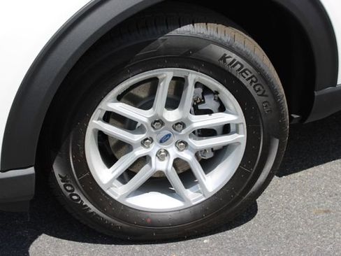 New 2026 Ford Explorer Active RWD image 20