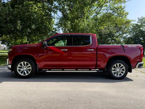 Used 2019 Chevrolet Silverado 1500 LTZ w/ LTZ Premium Package AWD/4WD image 6