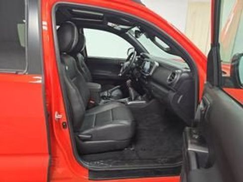 Used 2023 Toyota Tacoma TRD Pro AWD/4WD image 7