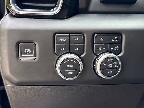 Used 2023 GMC Sierra 1500 Denali AWD/4WD image 27
