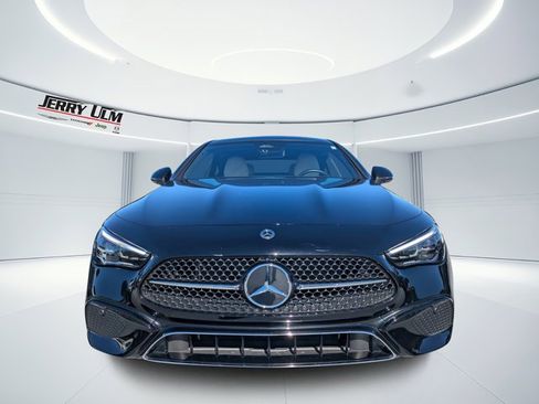Used 2025 Mercedes-Benz CLE 300 4MATIC Coupe image 7