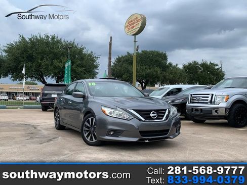 Used 2018 Nissan Altima 2.5 SV FWD image 1