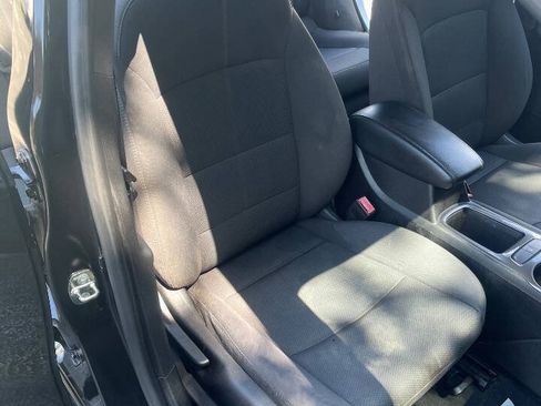 Used 2018 Chevrolet Cruze LT w/ LT Convenience Package FWD image 15