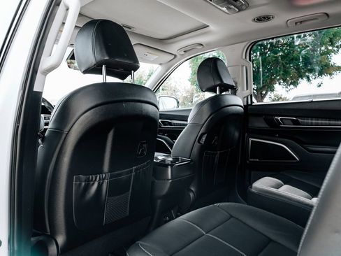 Used 2025 Kia Telluride SX w/ SX Captain's Chair Package AWD/4WD image 44
