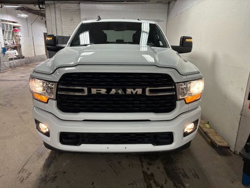 Used 2024 RAM 2500 Big Horn w/ Sport Appearance Package image 5