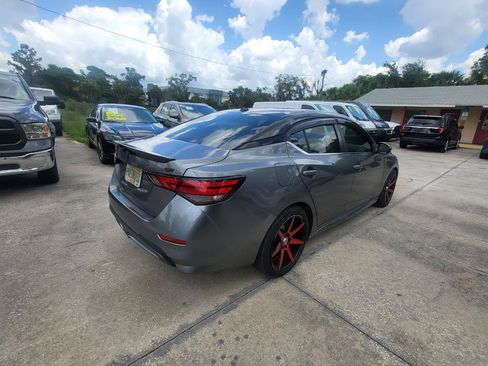 Used 2021 Nissan Sentra SR FWD image 7