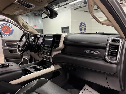 Used 2021 RAM 3500 Laramie AWD/4WD image 39