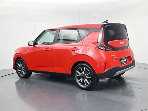Used 2024 Kia Soul EX w/ Option Group 015 FWD image 5