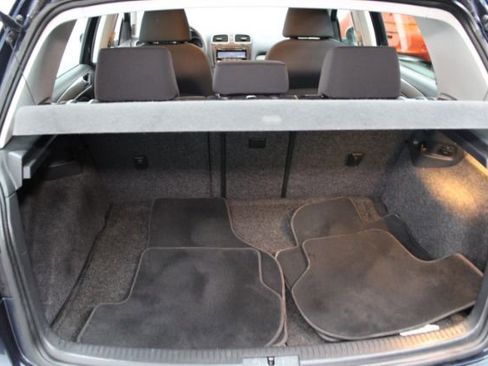 Used 2014 Volkswagen Golf 2.5L image 16