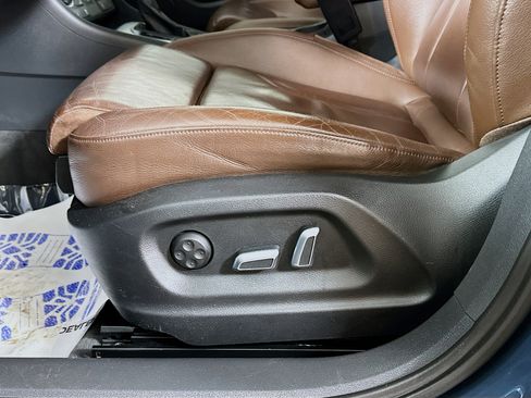 Used 2018 Audi Q3 2.0T Premium Plus w/ Premium Plus Package image 19