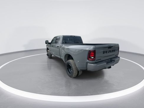 New 2026 RAM 3500 Big Horn AWD/4WD image 6