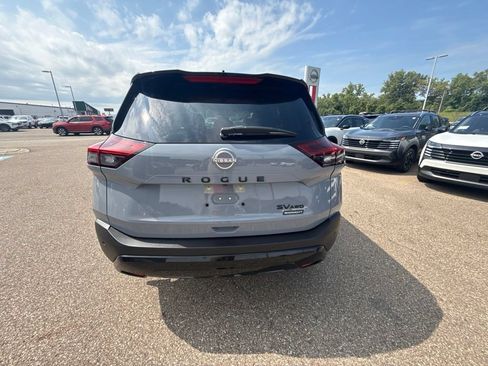 Used 2023 Nissan Rogue SV w/ SV Premium B Package AWD/4WD image 7