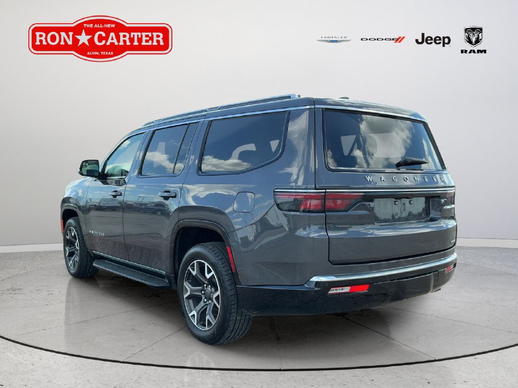 Used 2024 Jeep Wagoneer Series III AWD/4WD image 4
