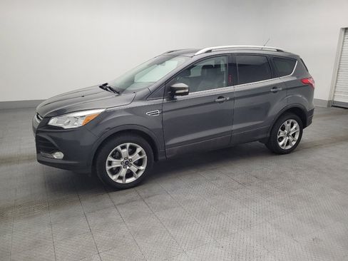 Used 2016 Ford Escape Titanium image 2
