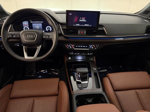 Certified 2025 Audi Q5 e Premium Plus w/ Premium Plus Package AWD/4WD image 27