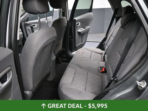 Used 2018 Kia Niro LX FWD image 25
