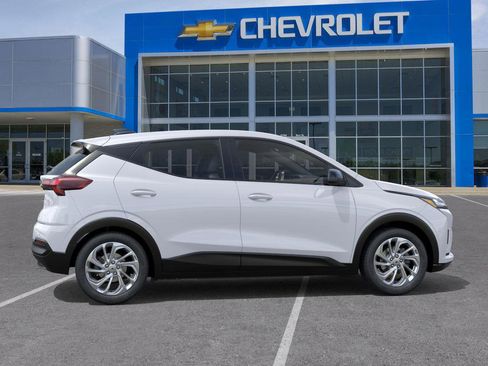 New 2027 Chevrolet Bolt LT image 5
