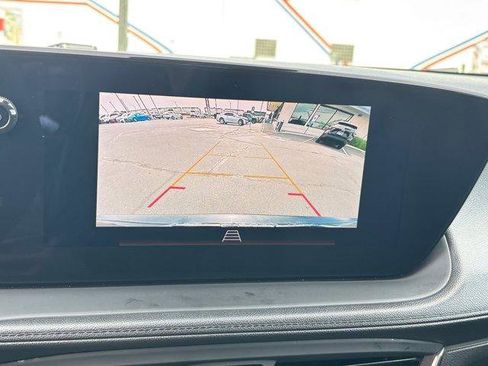 Used 2024 Buick Encore GX Sport Touring FWD image 23