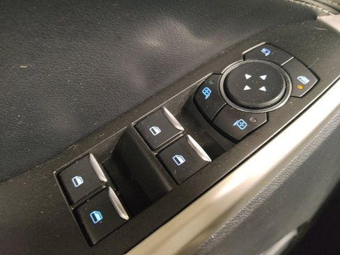 Used 2021 Ford Explorer Limited w/ Hybrid Equipment Group 310A RWD image 27