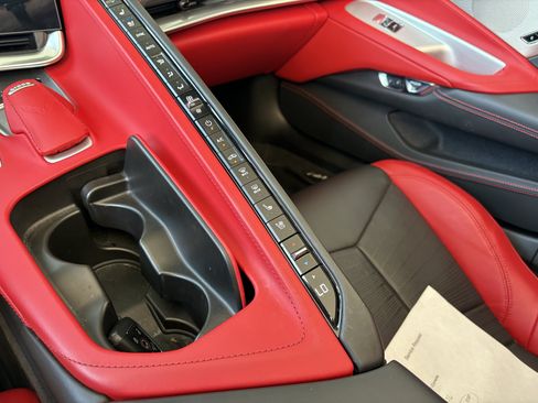 Used 2023 Chevrolet Corvette Stingray Premium Conv w/ Z51 Performance Package RWD image 36