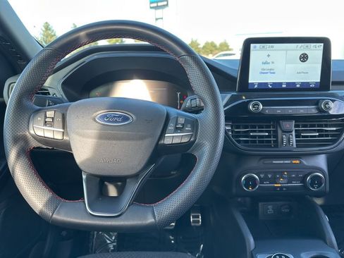 Used 2023 Ford Escape ST-Line image 7