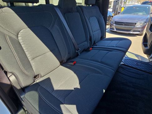 New 2026 RAM 1500 4x4 Crew Cab image 11