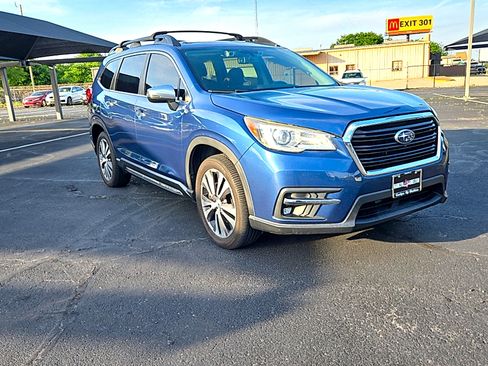 Used 2019 Subaru Ascent Touring w/ Popular Package #3 AWD/4WD image 2