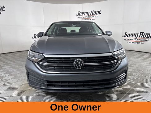 Used 2024 Volkswagen Jetta S image 3