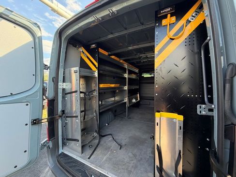 Used 2024 Mercedes-Benz Sprinter 2500 image 8