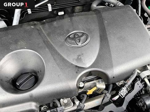 Certified 2020 Toyota RAV4 XLE w/ Convenience Package image 31