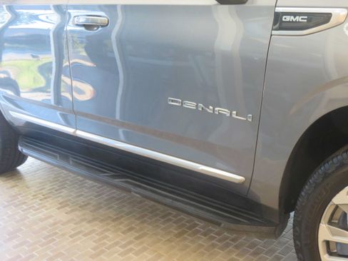 Used 2021 GMC Yukon Denali AWD/4WD image 77