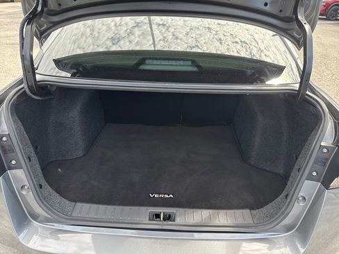 Certified 2021 Nissan Versa SV FWD image 35