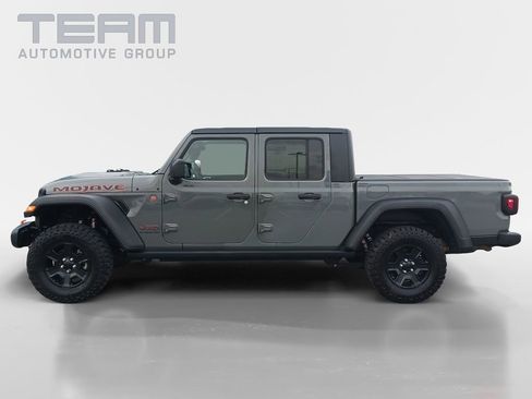 Used 2021 Jeep Gladiator Mojave w/ Cold Weather Group image 4