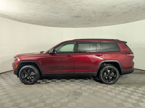 New 2025 Jeep Grand Cherokee L Limited w/ Black Appearance Package image 3