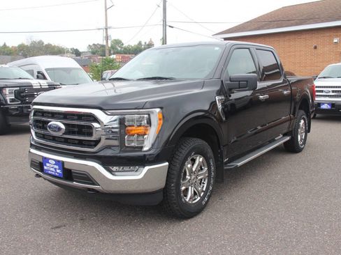 Certified 2022 Ford F150 XLT w/ Equipment Group 302A High image 8