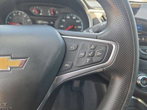 Used 2023 Chevrolet Malibu LT FWD image 17