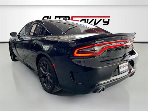 Used 2022 Dodge Charger R/T w/ Blacktop Package image 5