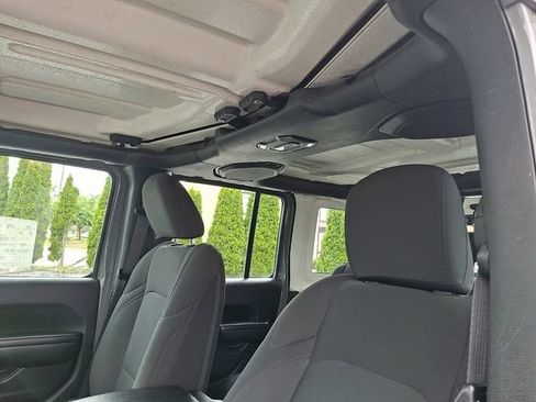 Used 2021 Jeep Wrangler Unlimited Sport AWD/4WD image 13