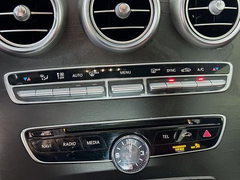 Used 2017 Mercedes-Benz C 300 Sedan image 24