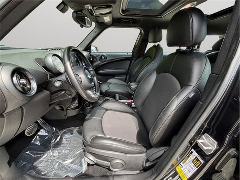 Used 2016 MINI Cooper Countryman S image 2