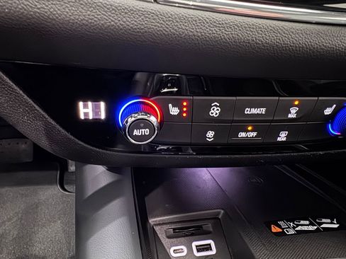 Certified 2023 Buick Enclave Essence w/ Experience Buick Package image 23