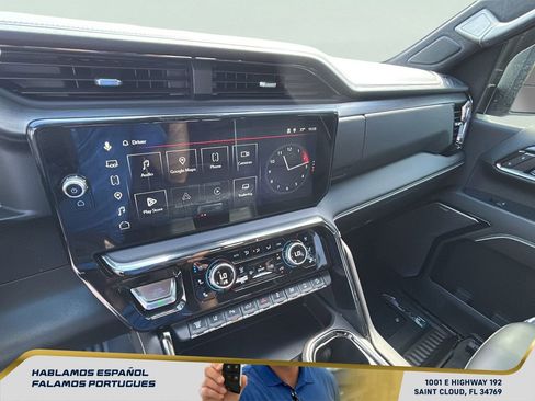 Used 2024 GMC Sierra 2500 AT4X AWD/4WD image 22