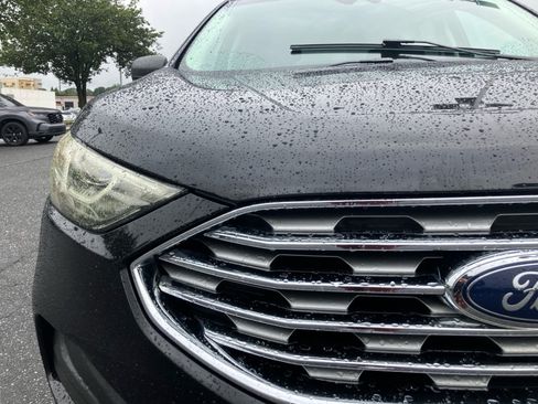 Used 2019 Ford Edge SE FWD image 28