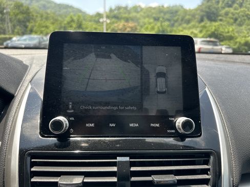 Used 2025 Mitsubishi Eclipse Cross SEL AWD/4WD image 15